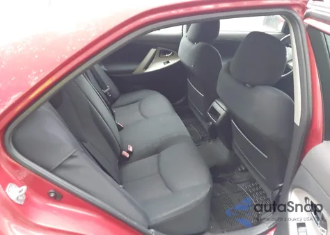 2011 Toyota Camry Se z USA, uszkodzony, nr VIN 4T1BF3EK0BU624097